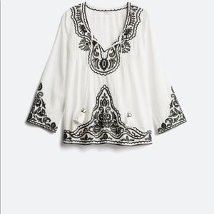 Olivienne Embroidered Detail cotton top
